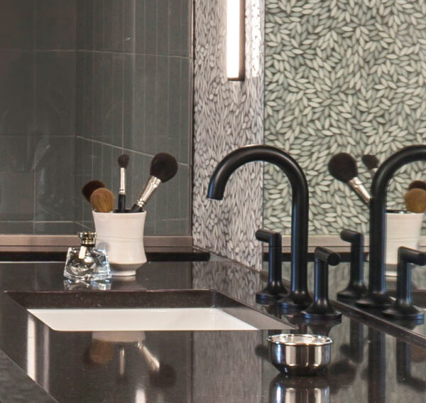 luxury-condominium-master-bath-faucets-mn