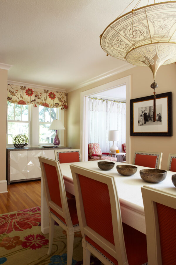 renovated-luxury-home-dining-room-chandelier-edina