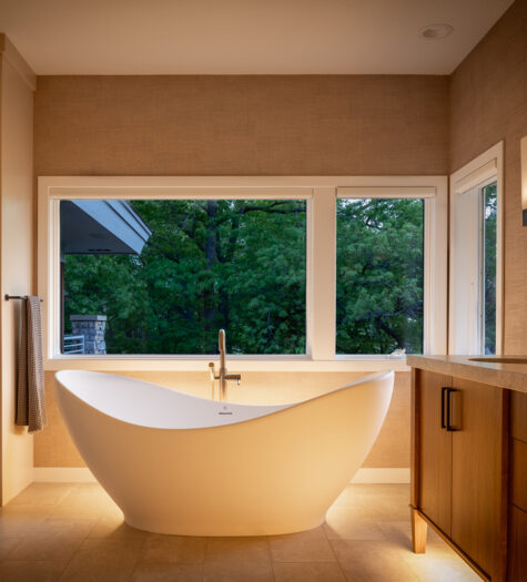 North Oaks Master Bath Backlighting Design